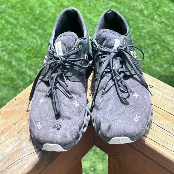 OnCloud Men's‎ Size 9 - Picture 1 of 8